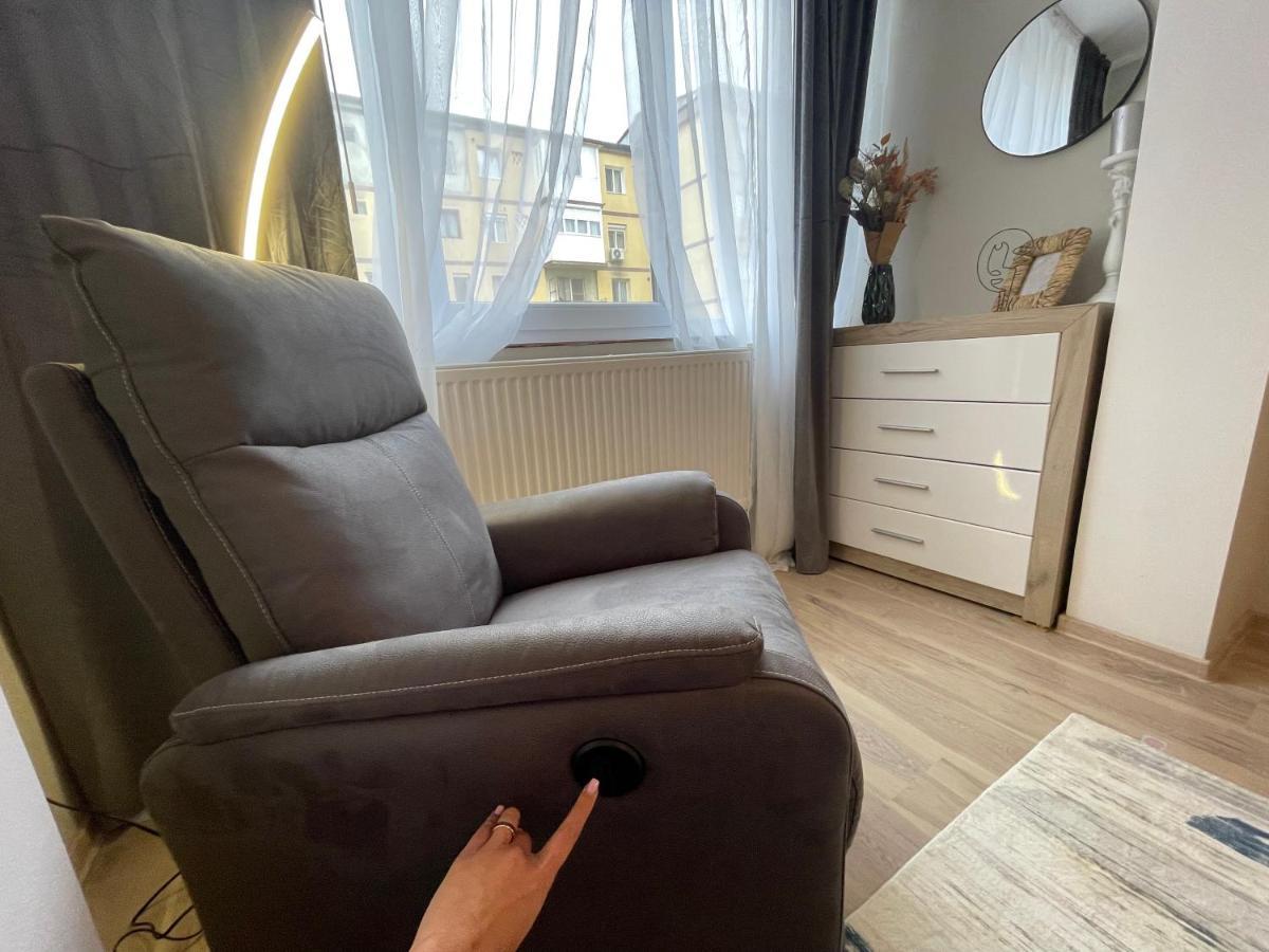 Hygge Place To - Self Check In Nonstop 24h-wifi Apartment Resita