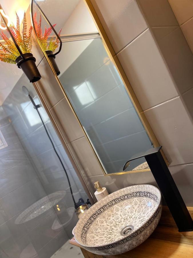 Hygge Place To - Self Check In Nonstop 24h-wifi Apartment Resita
